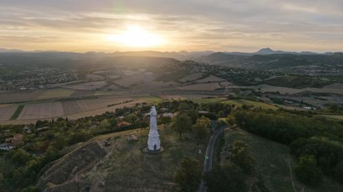 DJI_20260906194319_0012_D.JPG